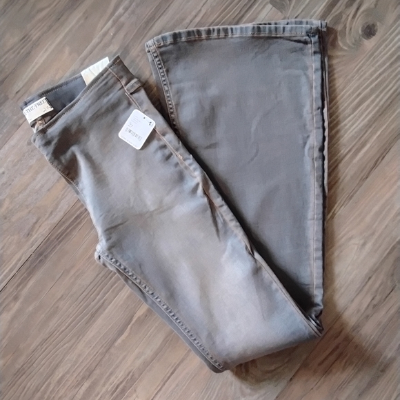 We the Free Penny Pull-On Flare jeans - Picture 5 of 9